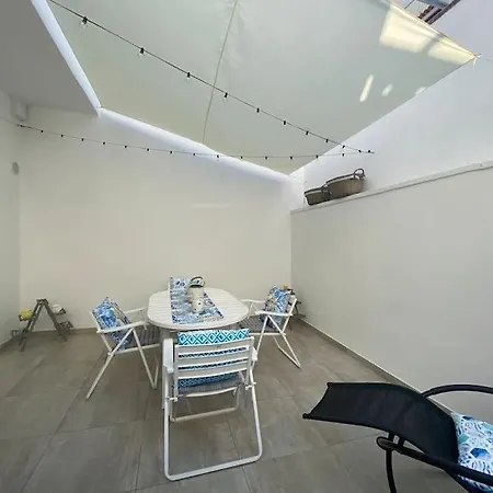 La Casa Di Sza بيت للعطل *